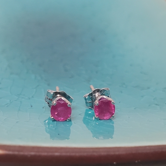 1/2 CTTW Genuine Ruby Earrings - Picture 2 of 7